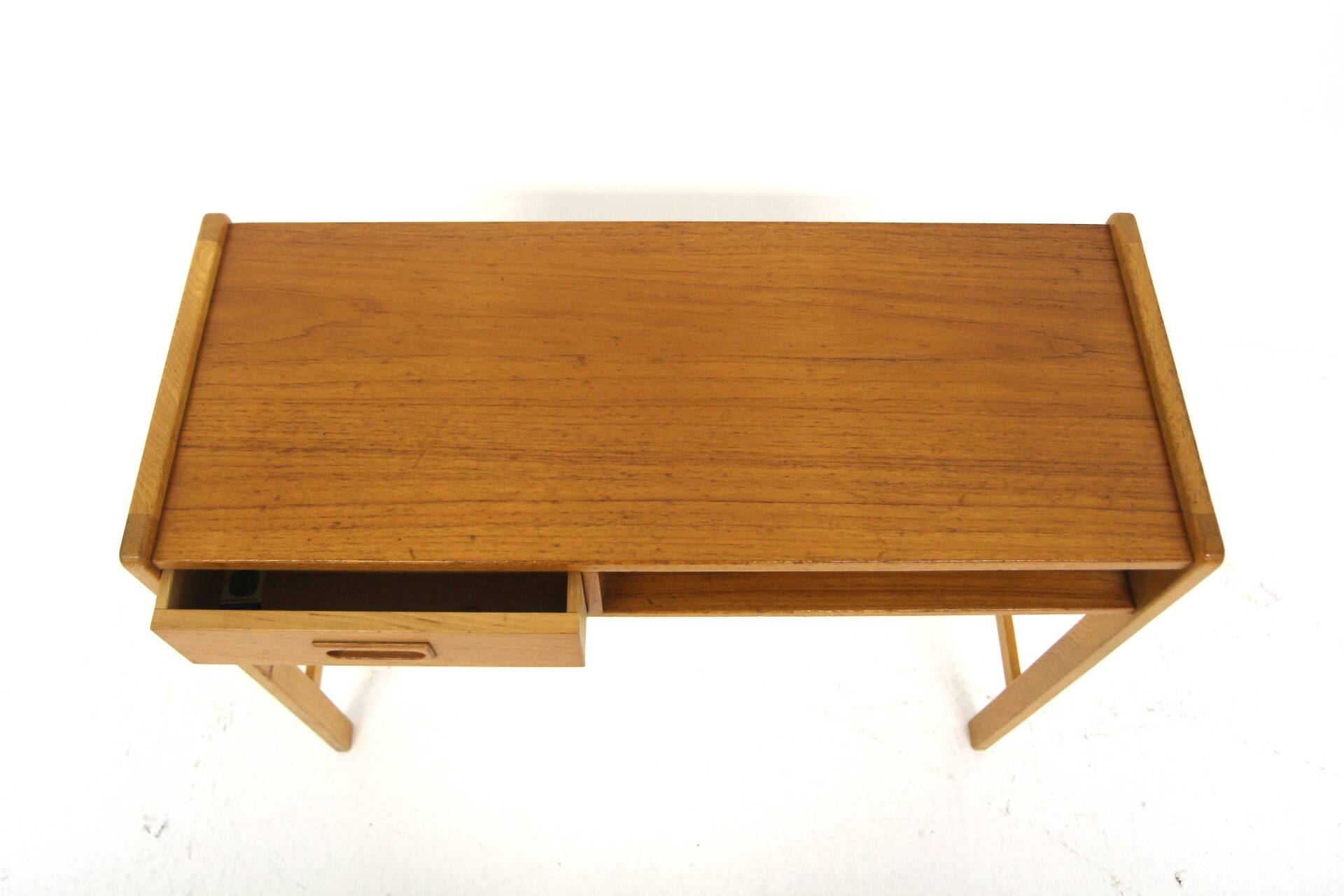 Scandinavian teak console "No. 526" Nybrofabriken, Fröseke, Sweden, 1960