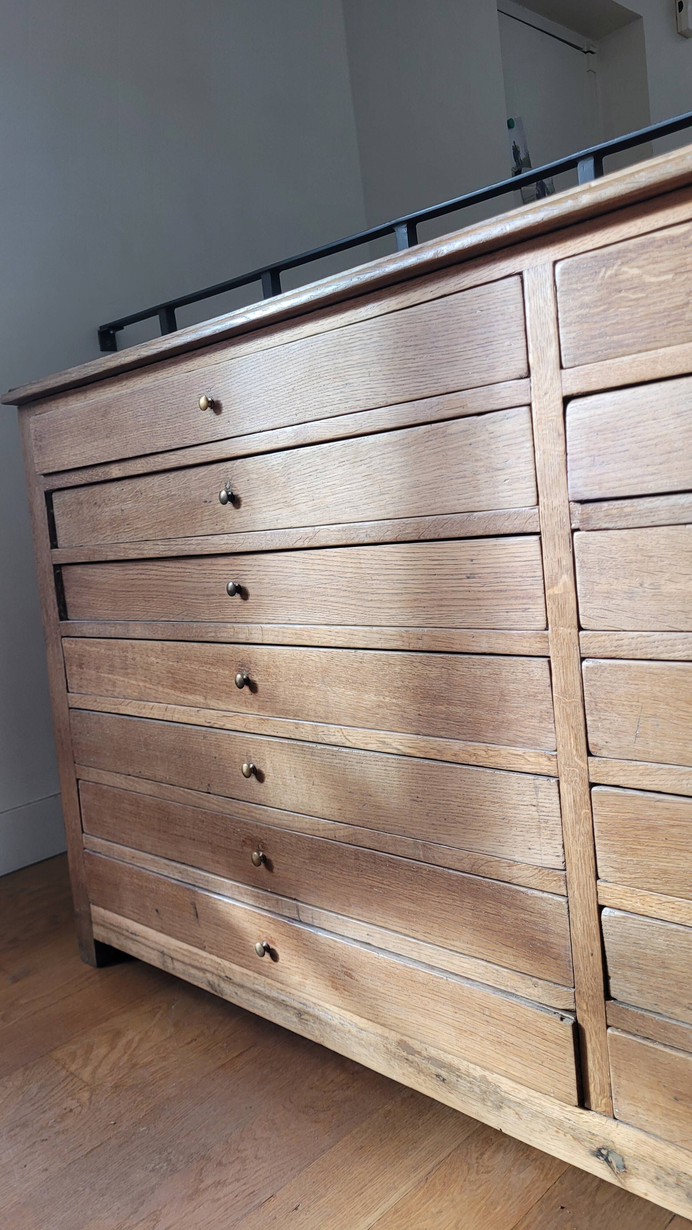 Antique workshop furniture in solid oak, 14 drawers