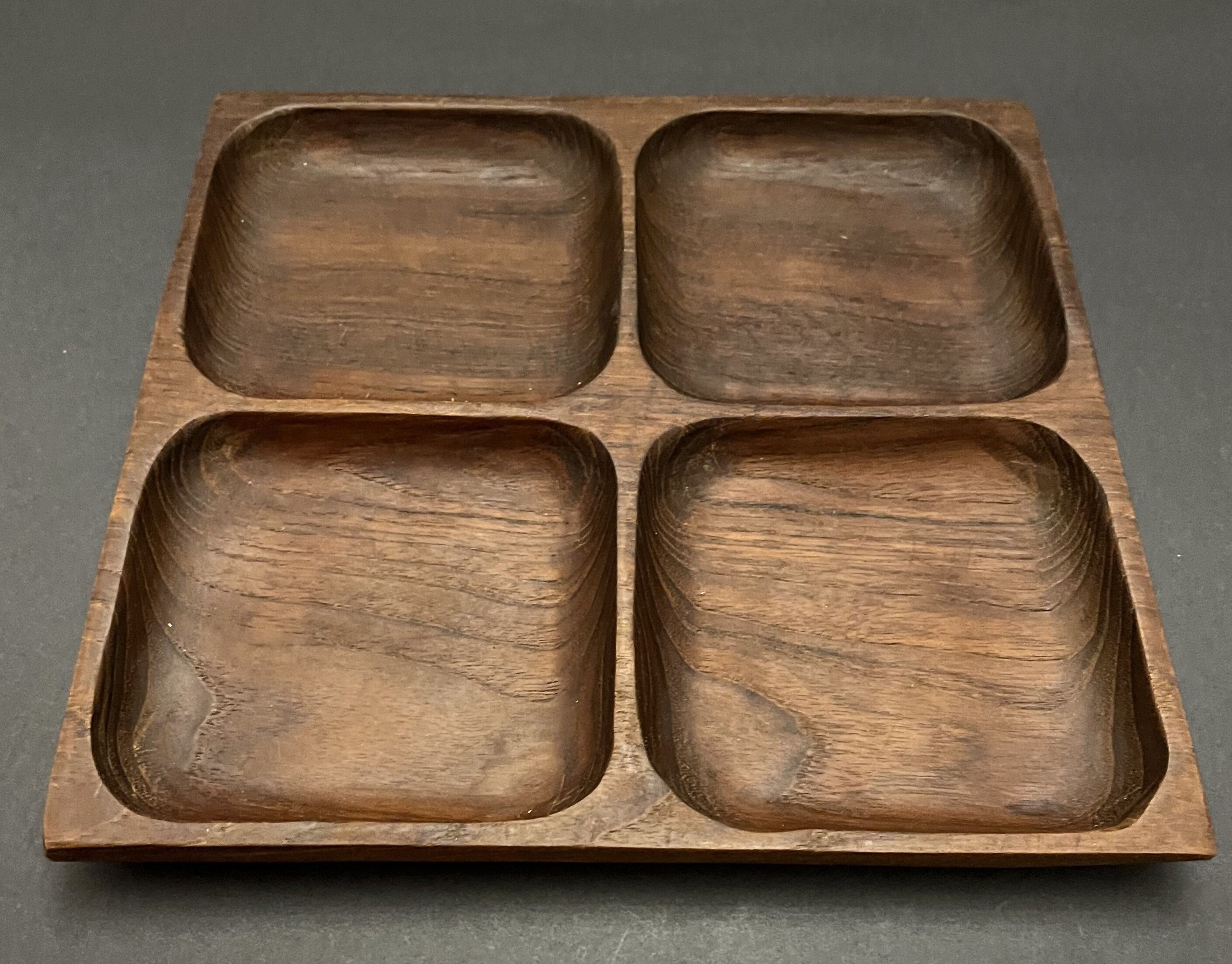 Wooden tray with compartments