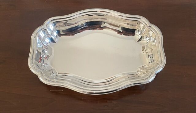 Silver metal bread basket Louis XV style