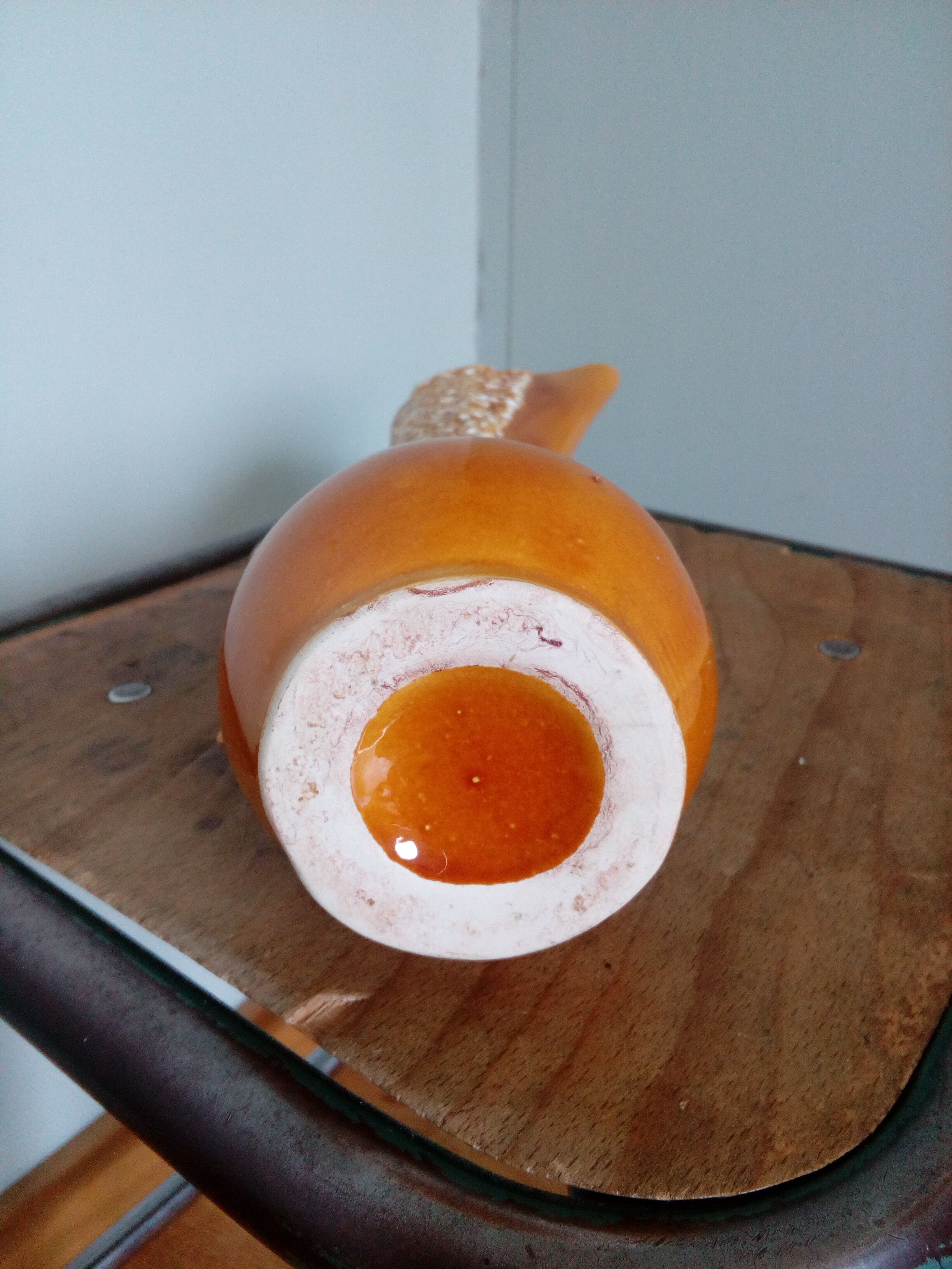 Vase soliflore jaune doré décor fat lava ou écume de mer