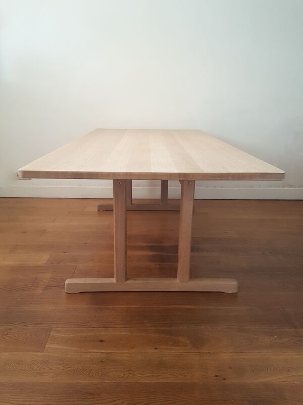 Table à manger shaker BM6286 de Børge Mogensen pour Fredericia en chêne massif savonné.