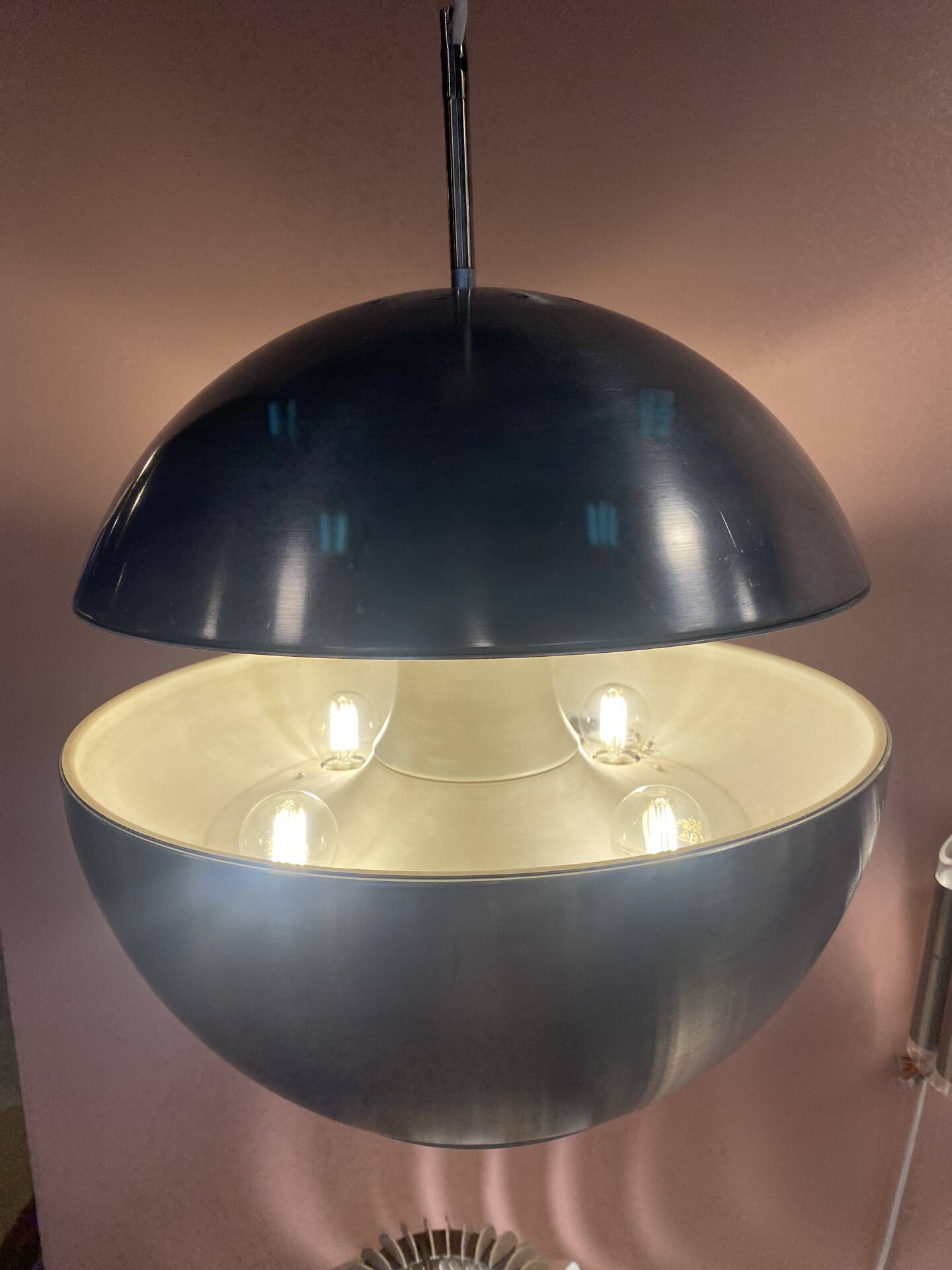 Lustre Bertrand Balas