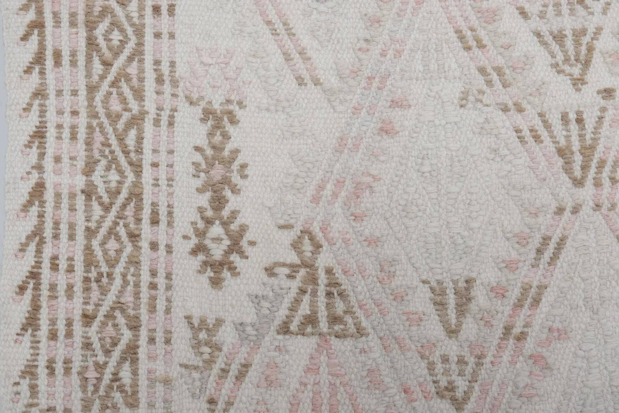 Vintage Turkish kilim, handwoven, 144x212 cm.
