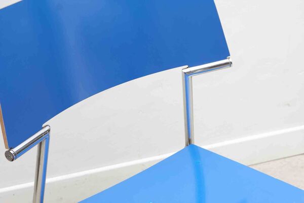 Chaise Gijs Van der Sluis bleue