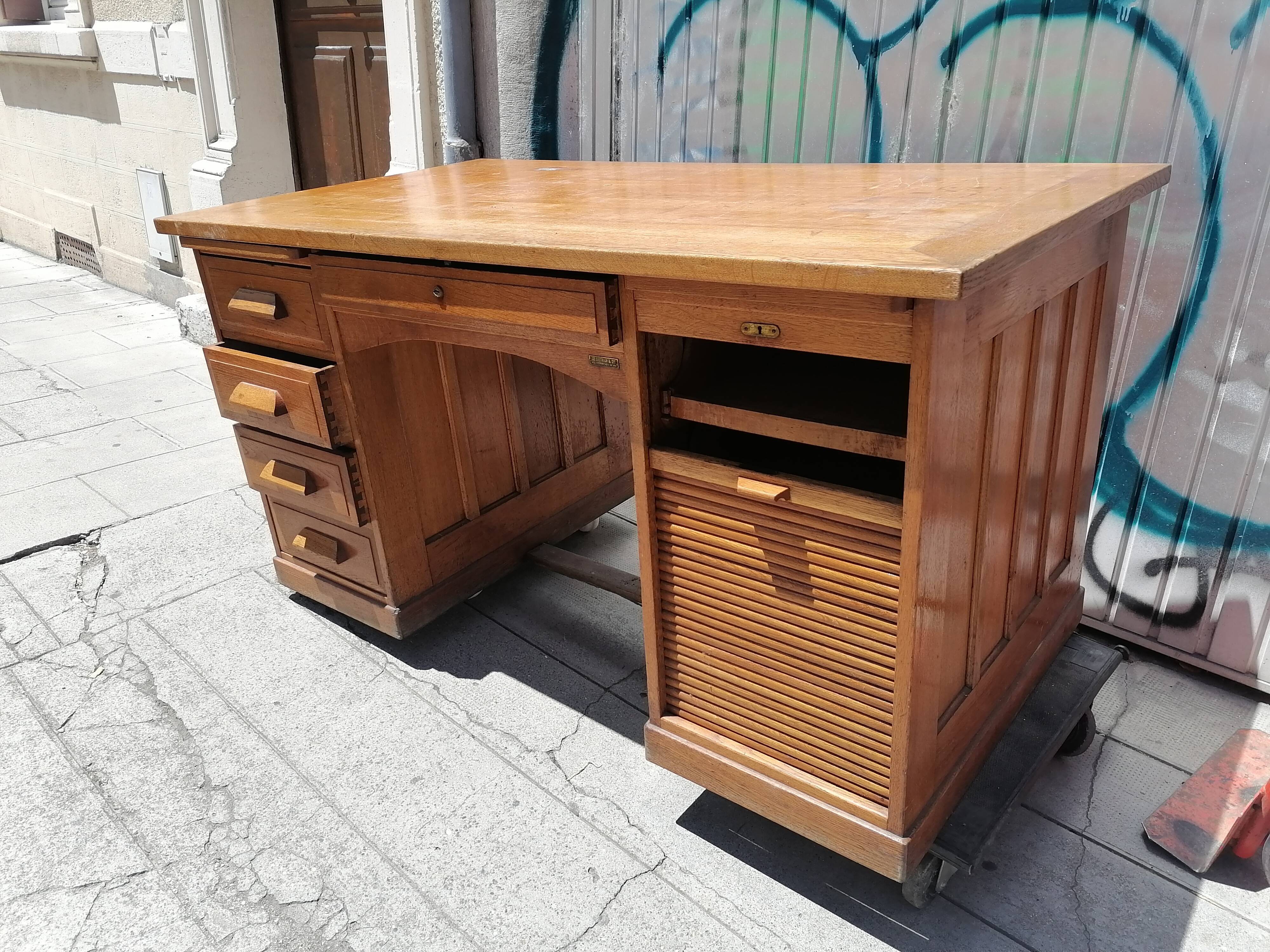 Old oak desk. De dietrich and Cie. 1950