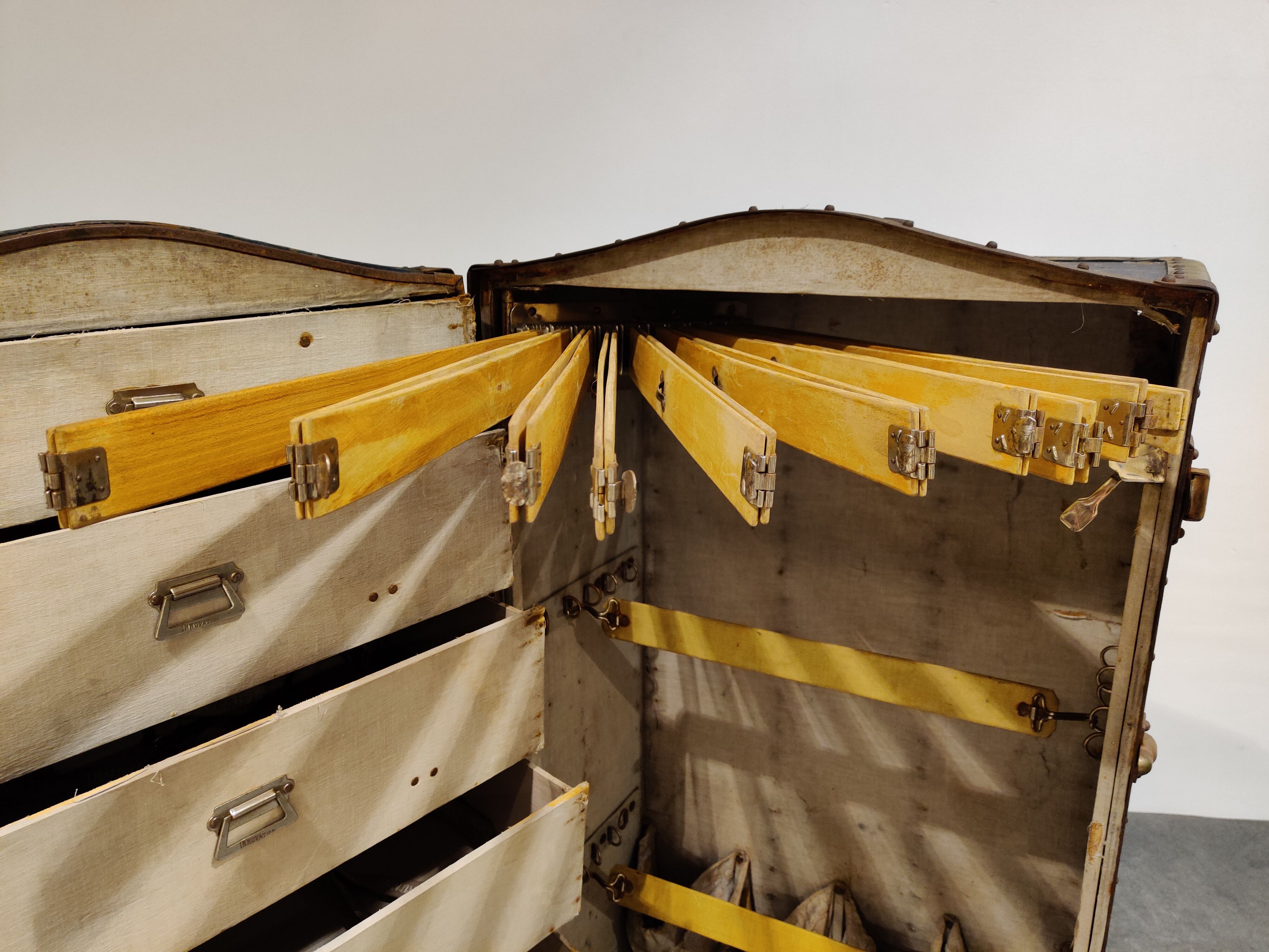 Antique steamer trunk by innovation, 1930s