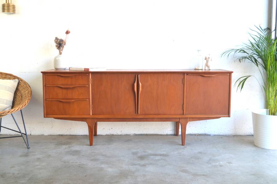 Sideboard by Jentique – “wave” handles * 183 cm