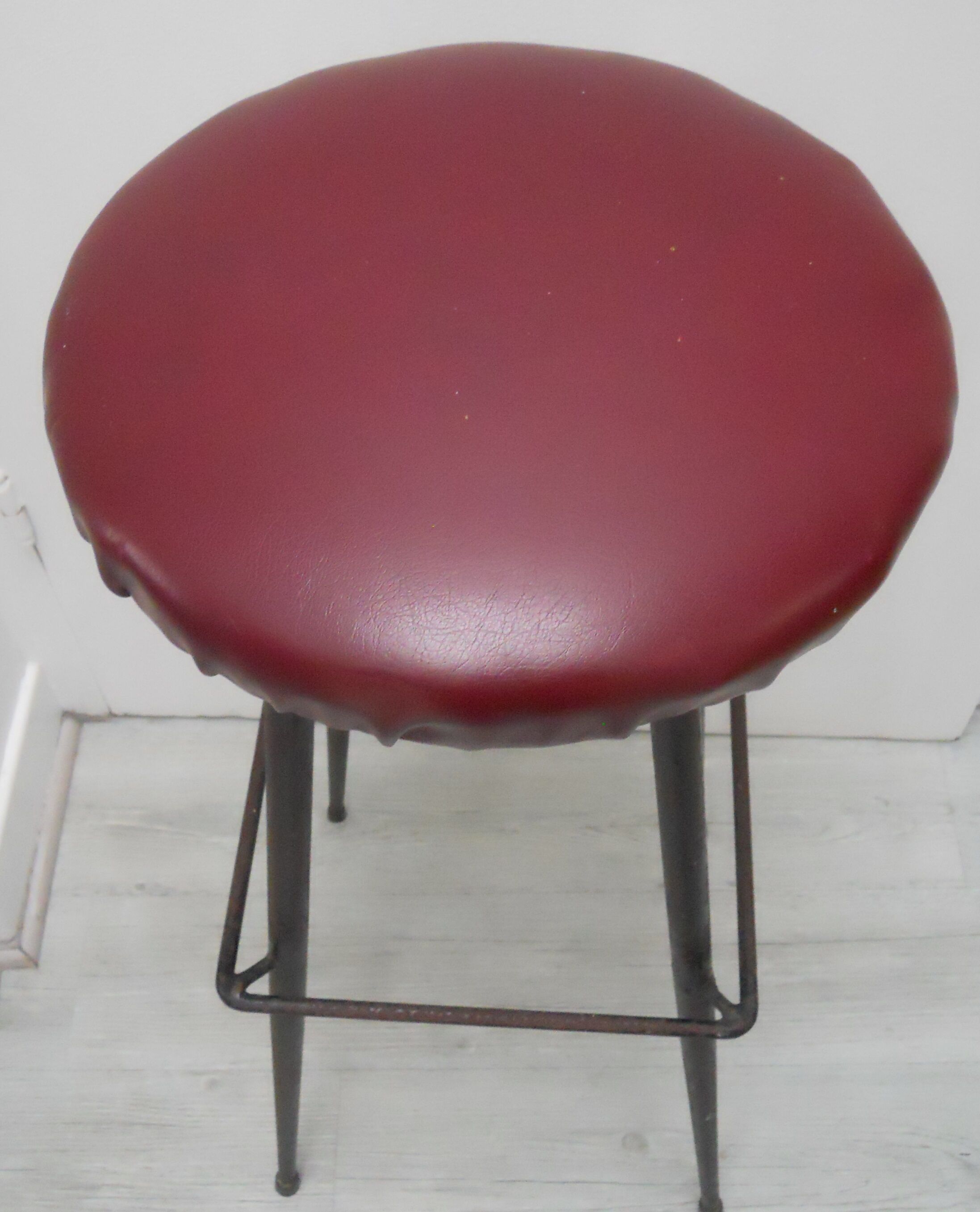 50-foot eiffel bistro stool