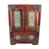 Boite à bijoux chinois en bois orné des plaques de jade n°2