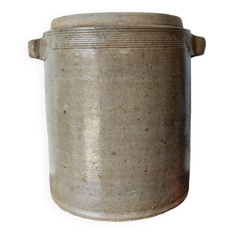 Sandstone pot