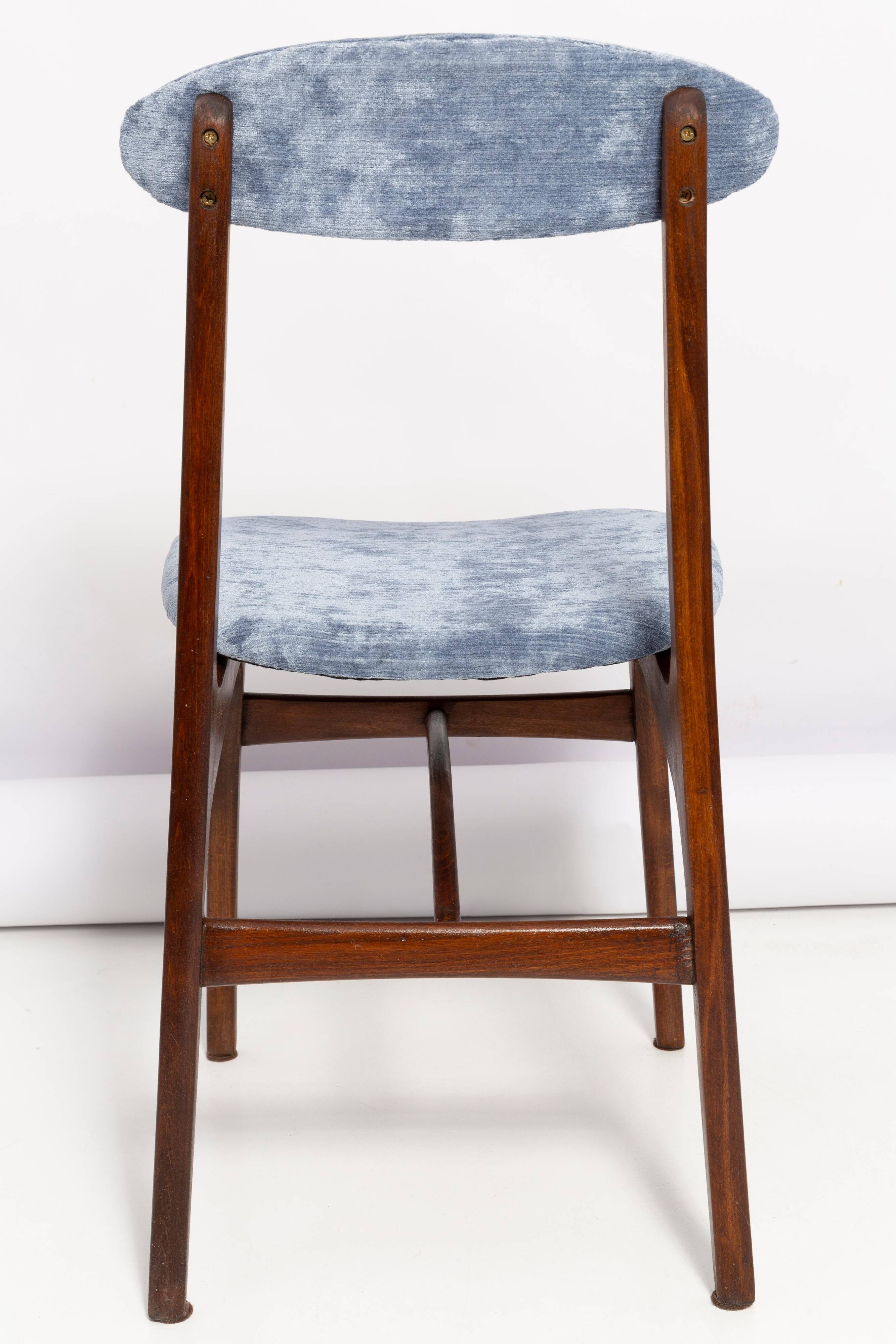 Pair of vintage lavender velvet chairs from the mid-century, designed by Rajmund Hałas, Poland, 1960.