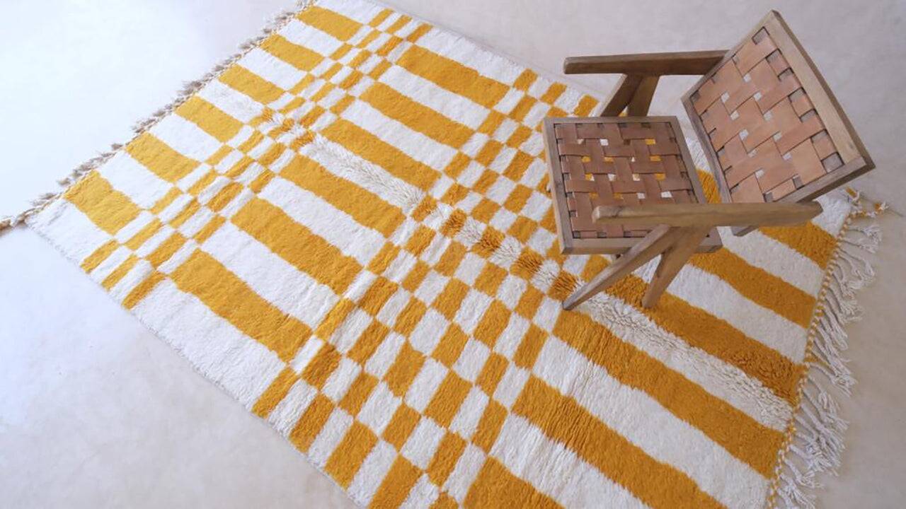 Tapis berbère tissé main traditionnelle taille 150 x 250 cm