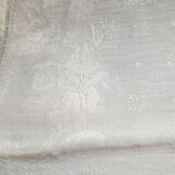 6 old towels 76.5 cm x 66.5 cm