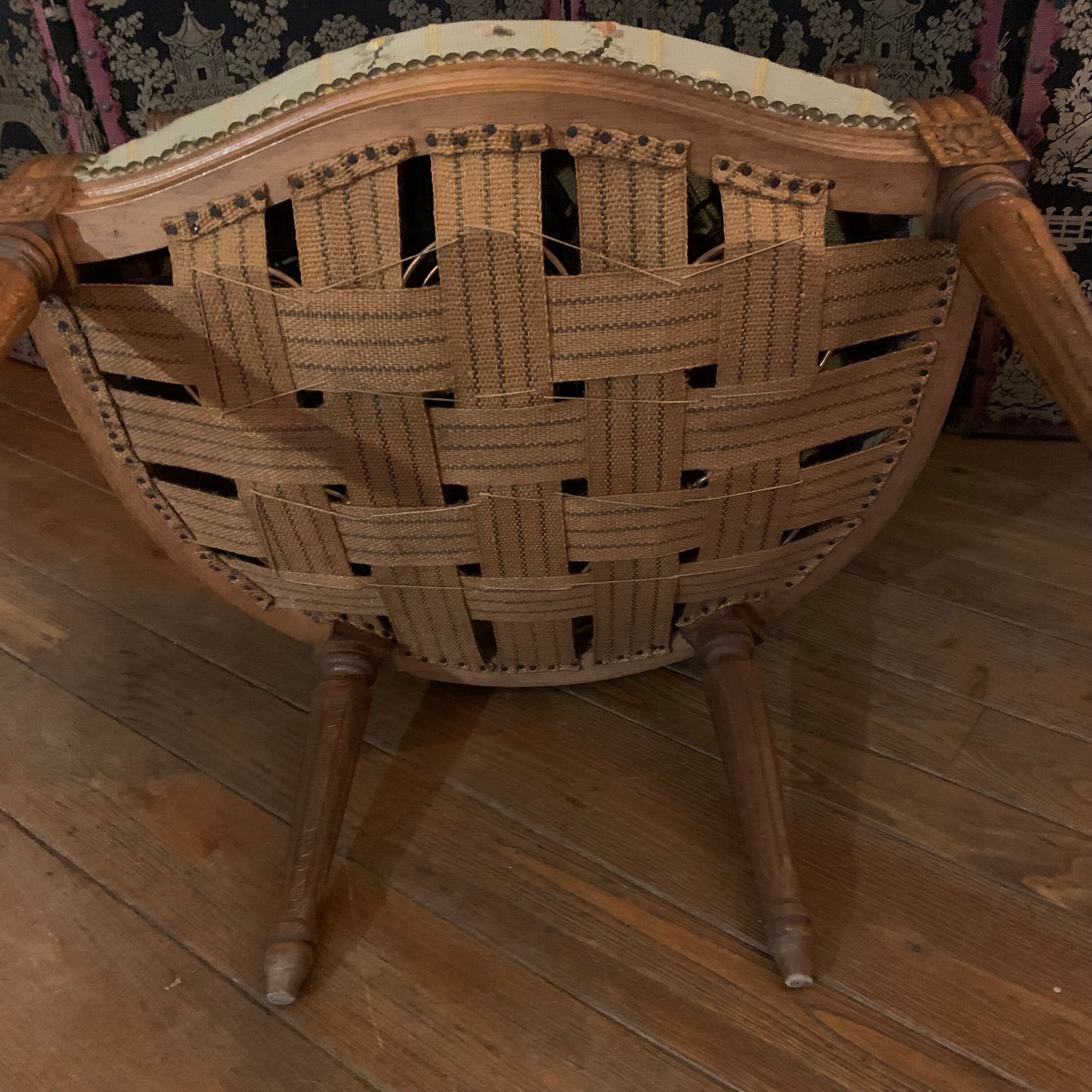 Louis xvi convertible