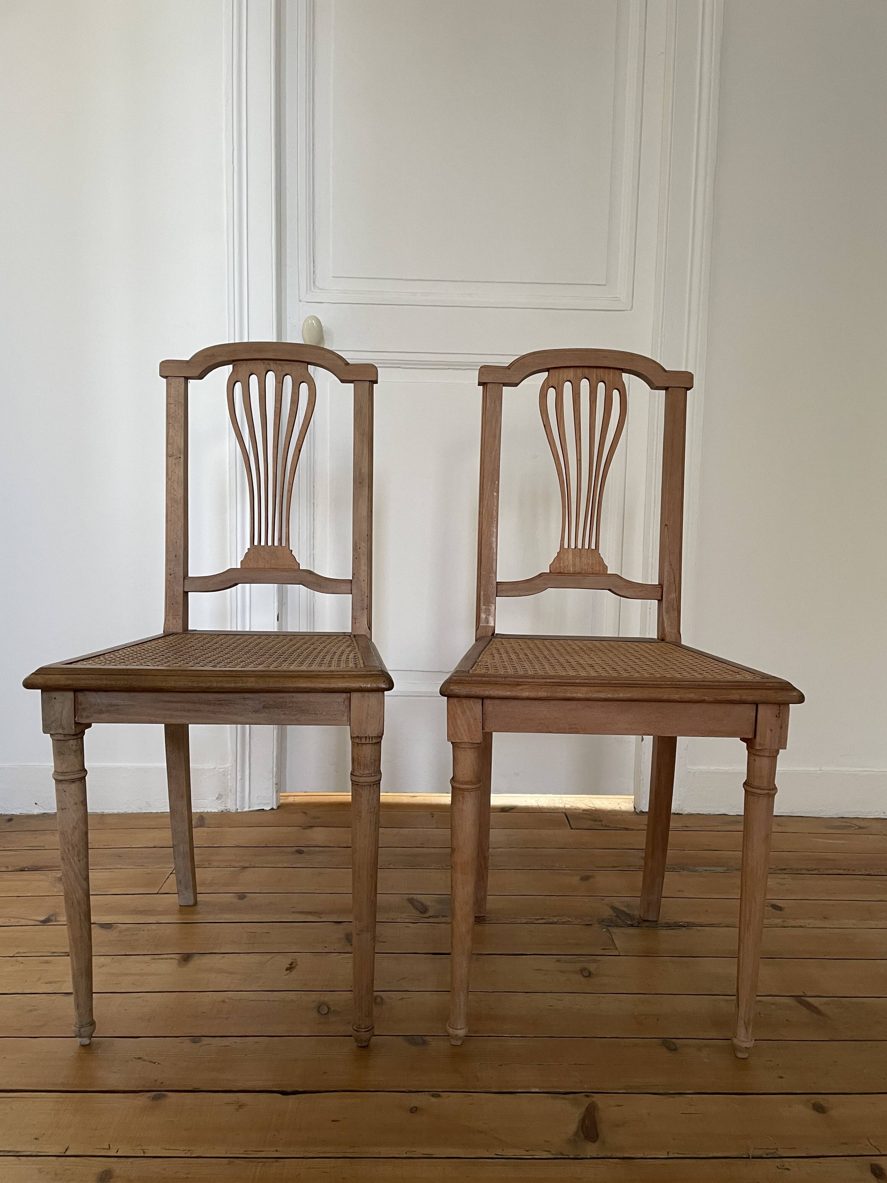 Paire de chaises cannées Art Déco