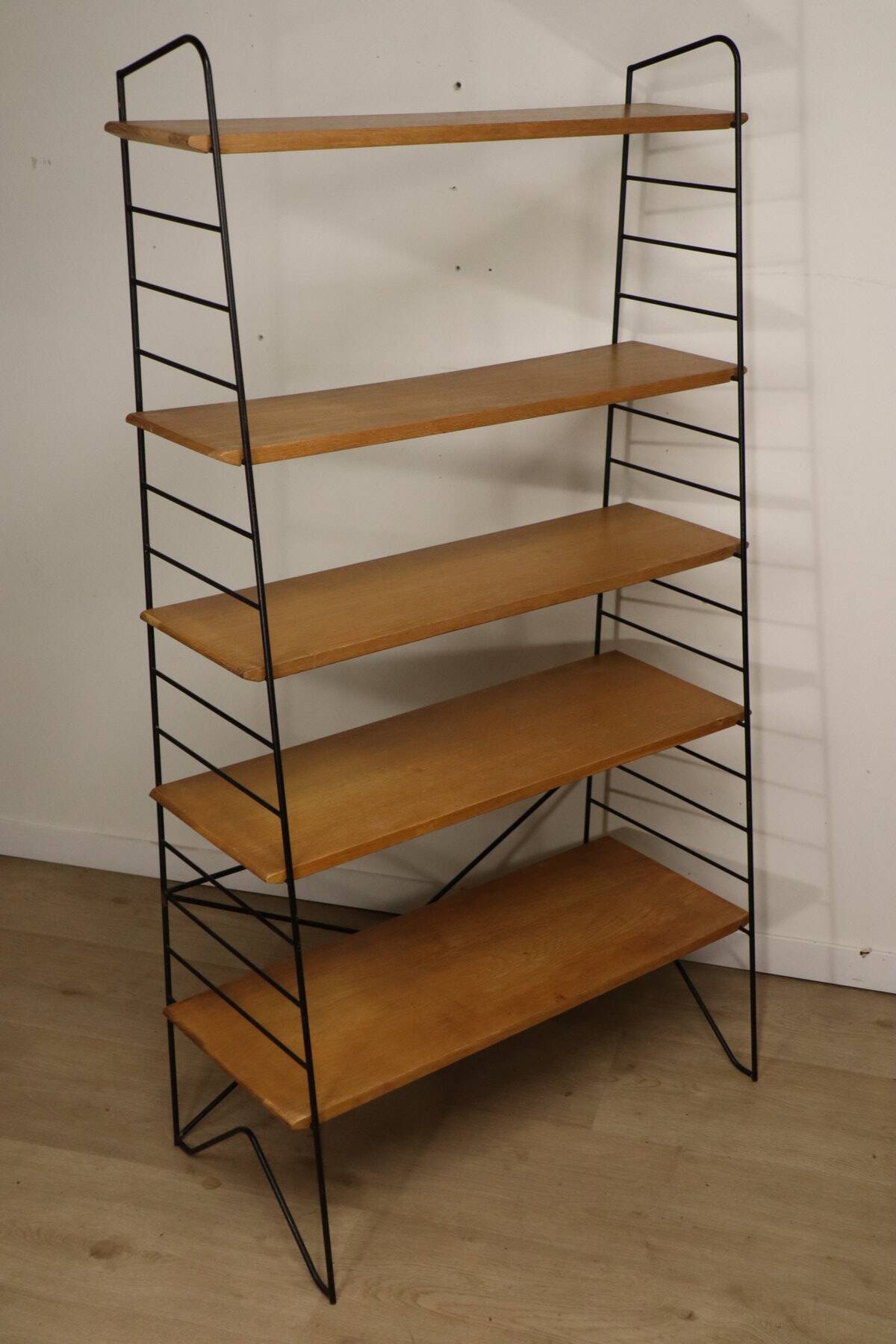 Etagère vintage en métal et chêne, 1960