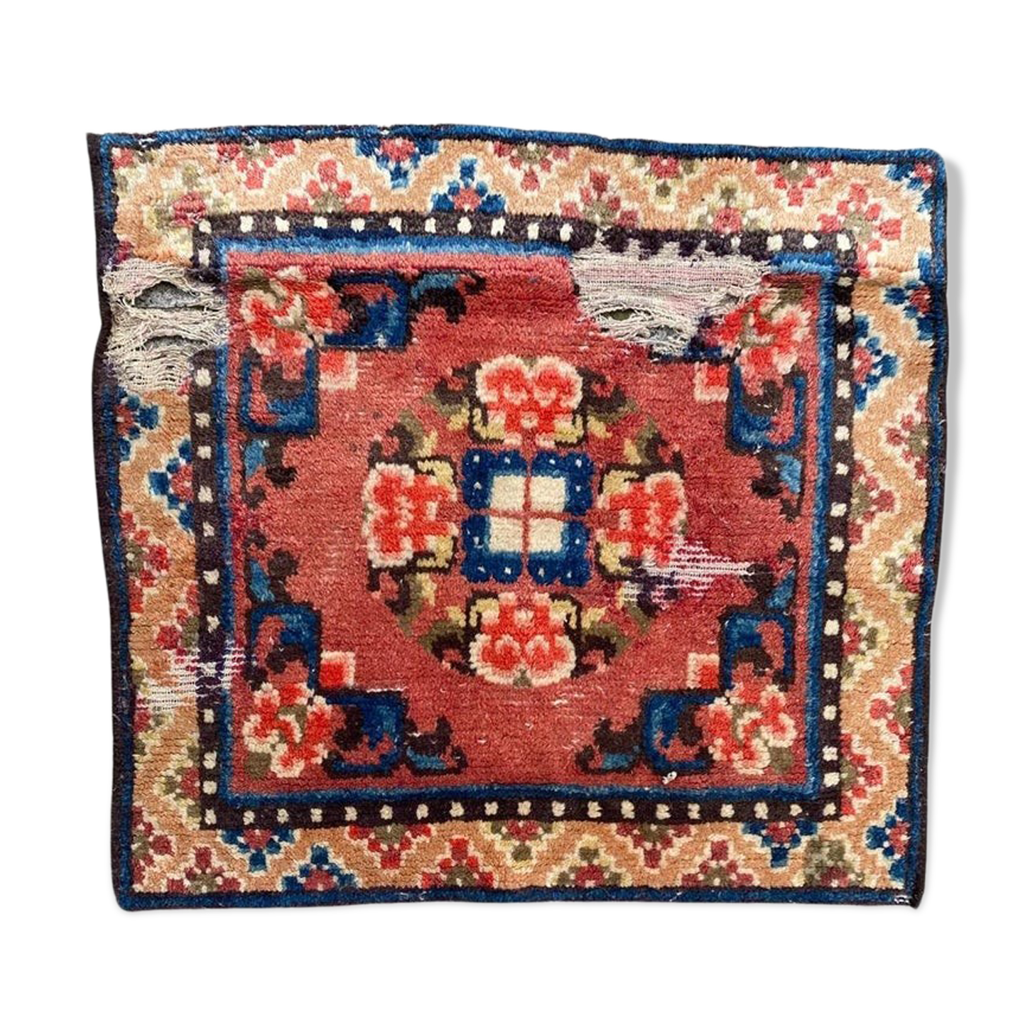 Chinese carpet antique square eliminated 66x61 cm