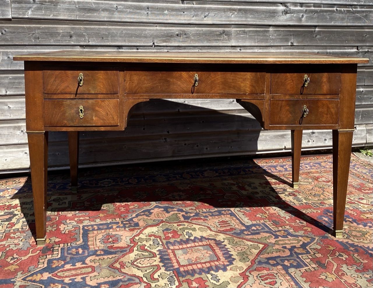 Bureau plat en acajou de style Louis XVI XIX eme siècle