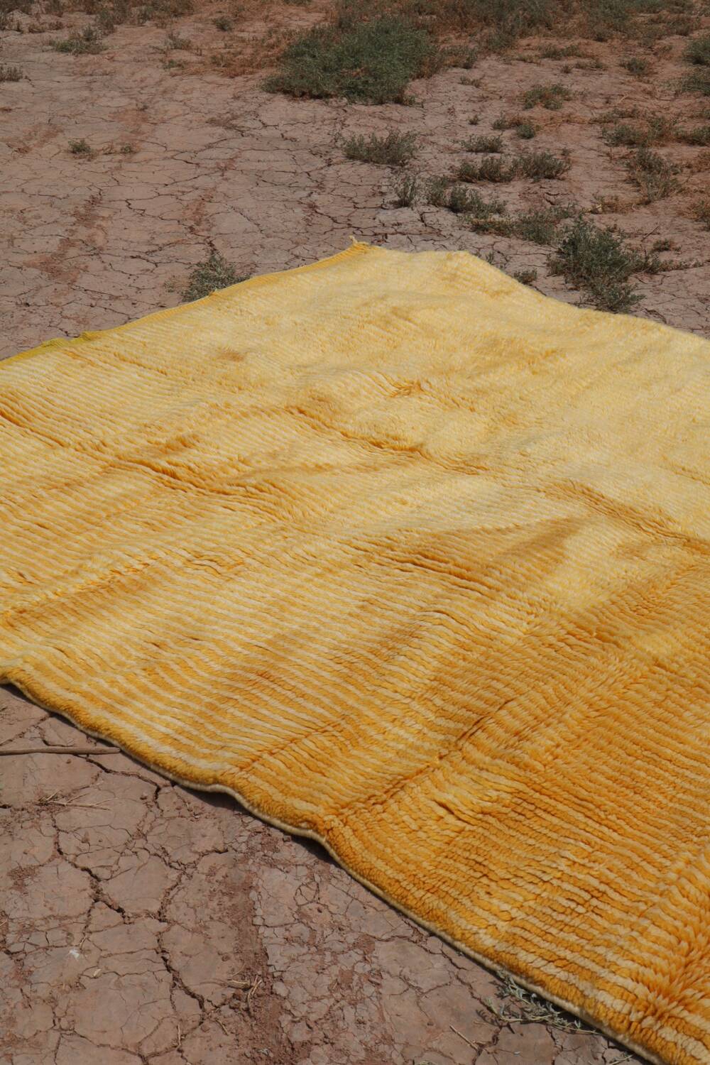 Tapis marocain Mrirt jaune d’or