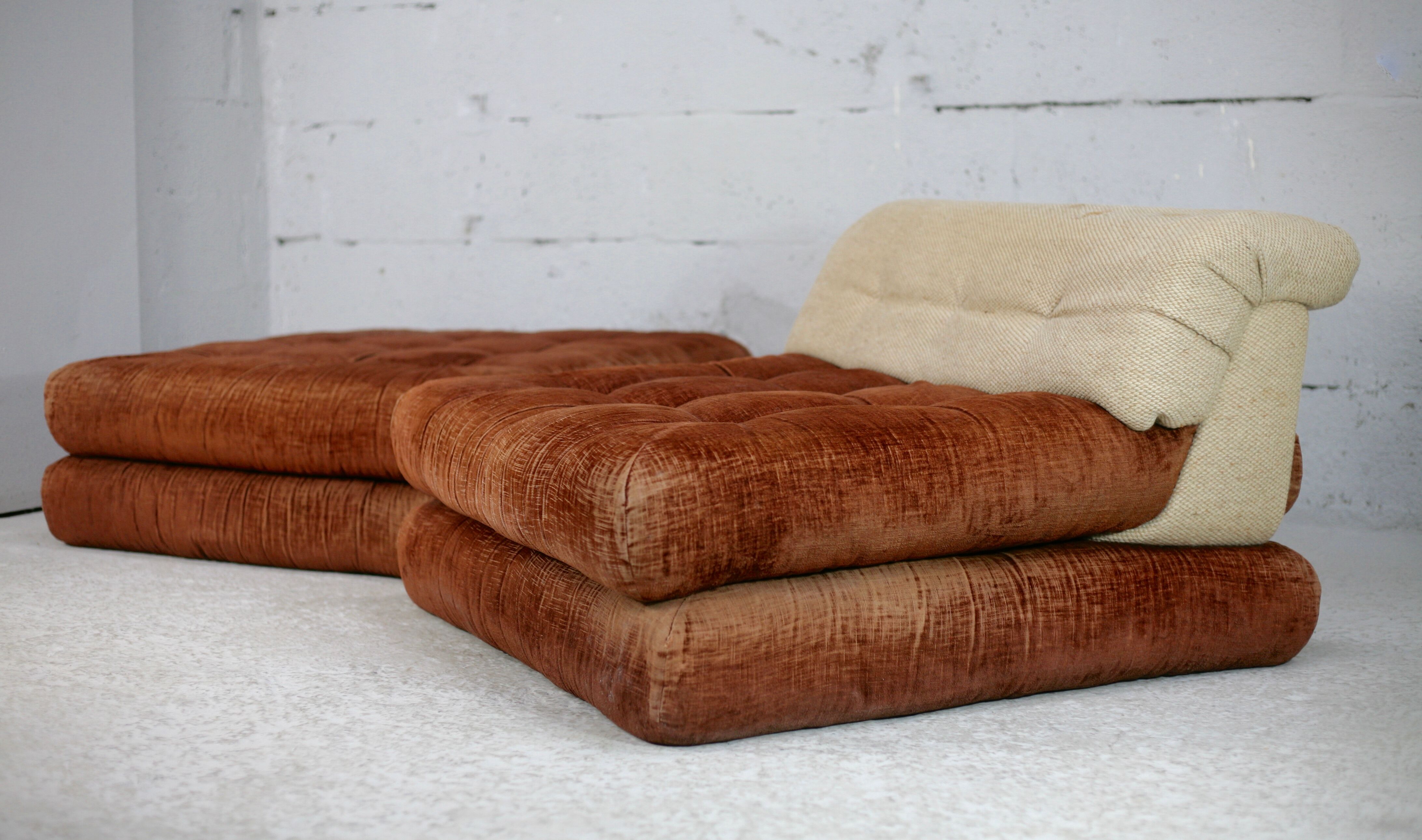 Mah Jong sofa by Hans Hopfer. Roche bobois, France, 1971