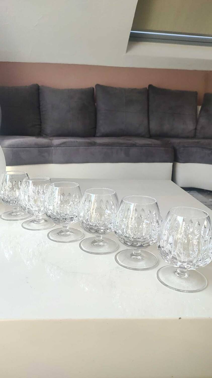 Lot 6 x High quality cut crystal Cognac glasses. Gorham/Althéa model. Double-row scale design