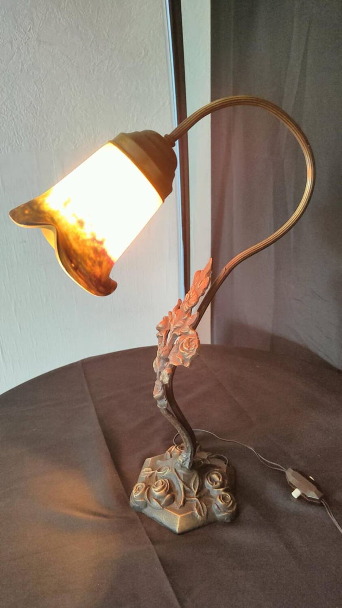 Unsigned wrought iron and tulip lamp (city light)