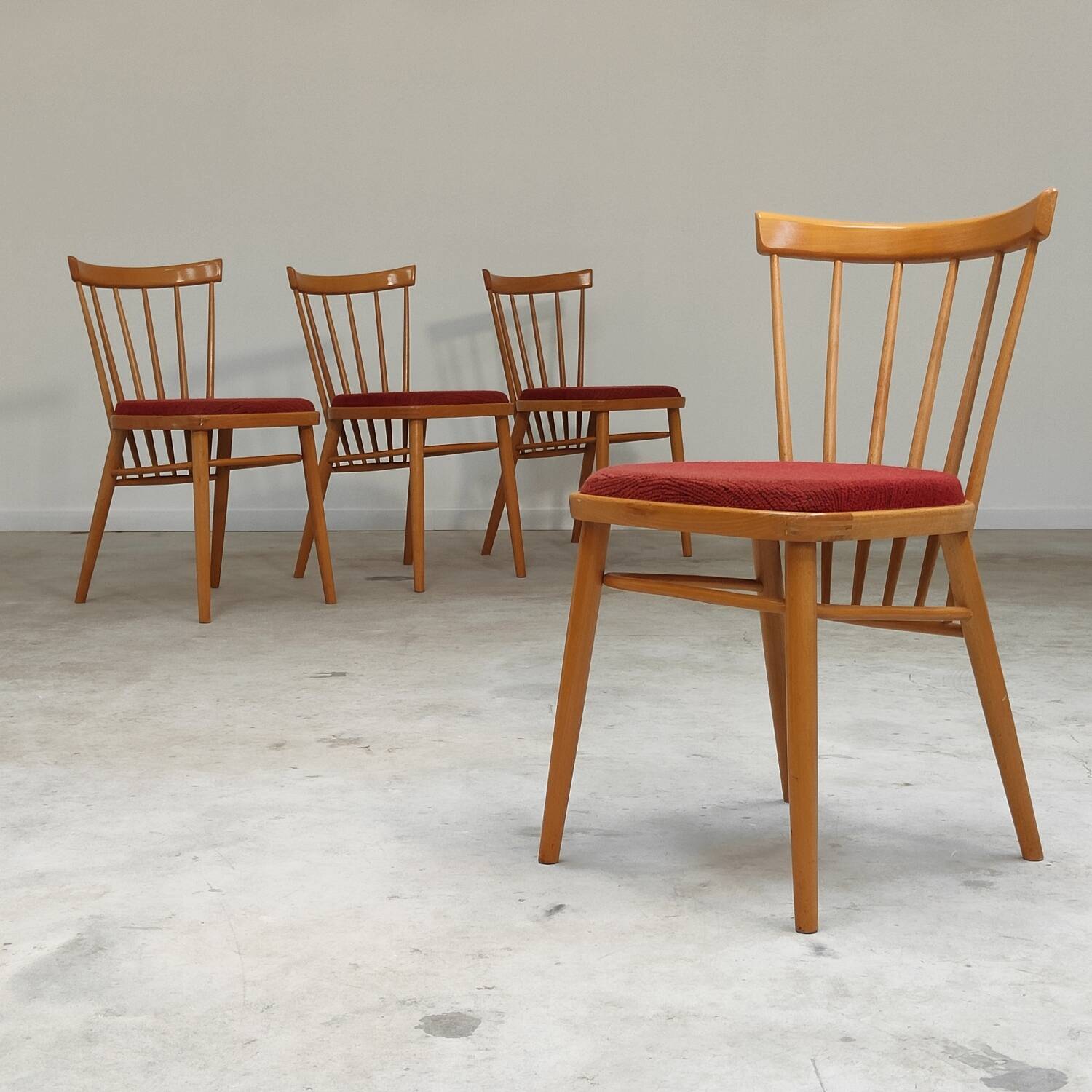 Set of 4 chairs by Antonin Suman for Tatra Nabytok Pravenec Year 60