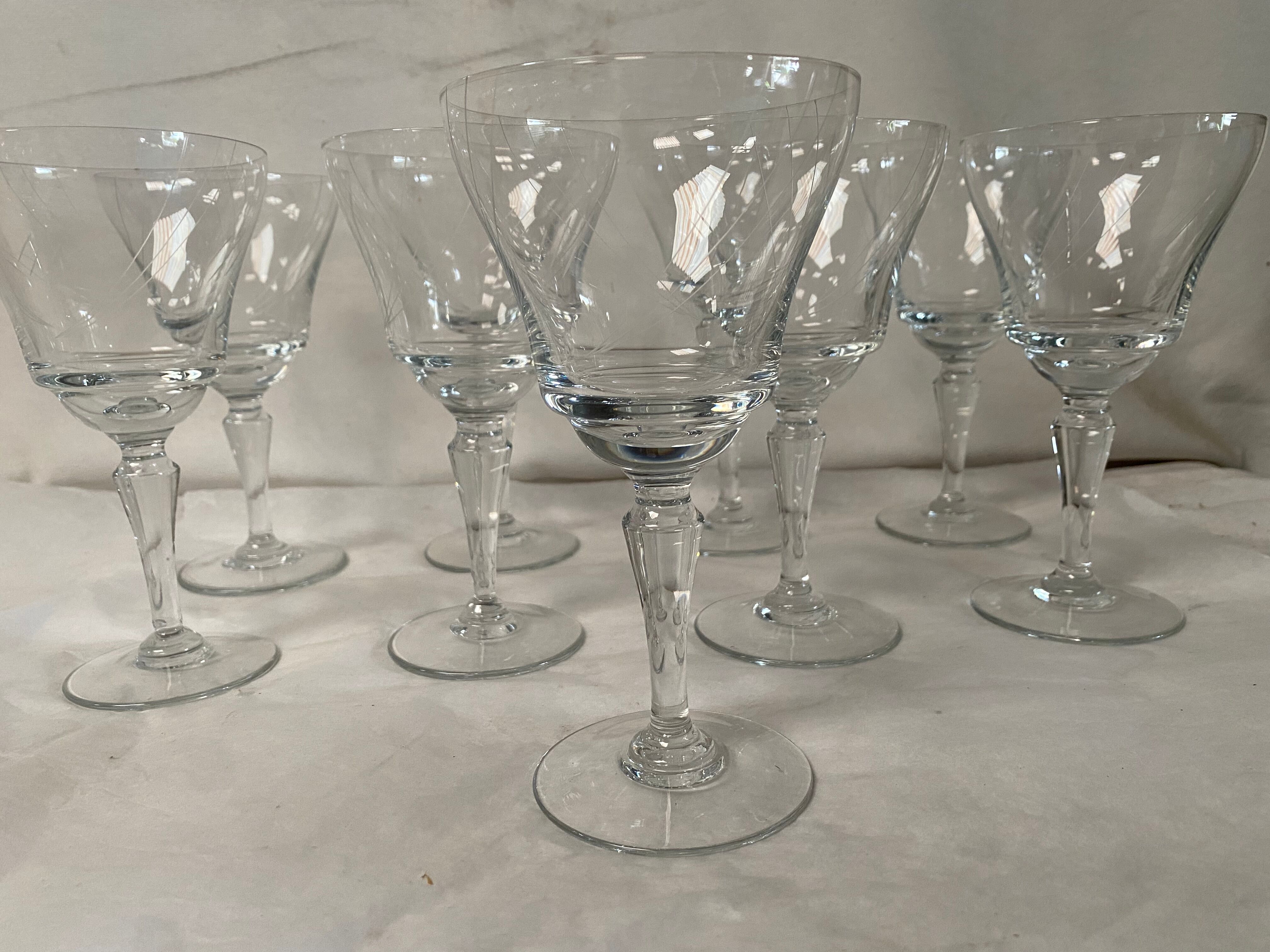 Set of 10 engraved vintage glasses