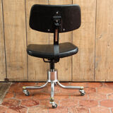 Chaise de bureau pivotante sur roulettes