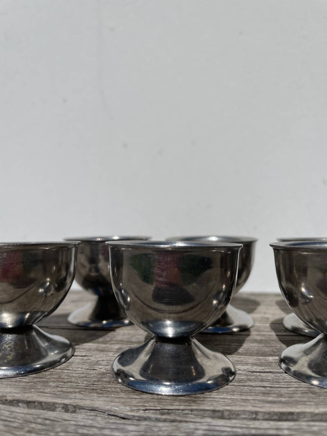 6 vintage metal egg cups 1970