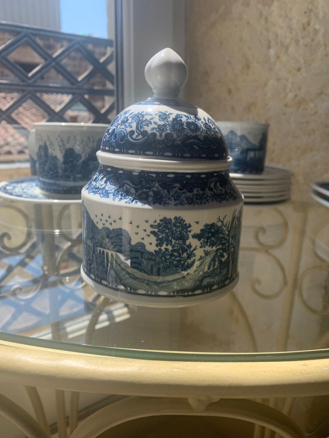 Villeroy & Boch "blue castle" breakfast service