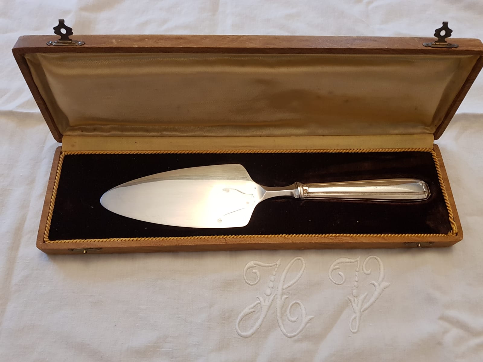 Pelle à tarte art déco en argent