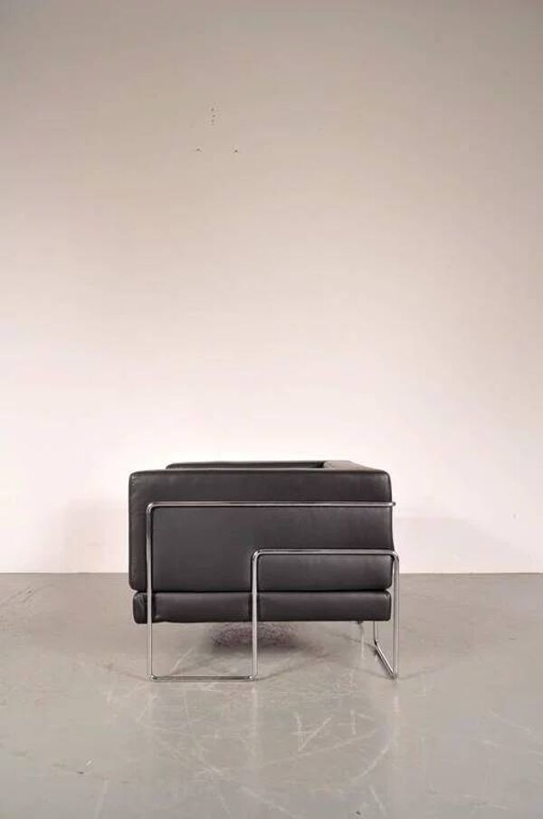 Fauteuil des années 1969 par Kwok Hoï Chan pour Steiner, France