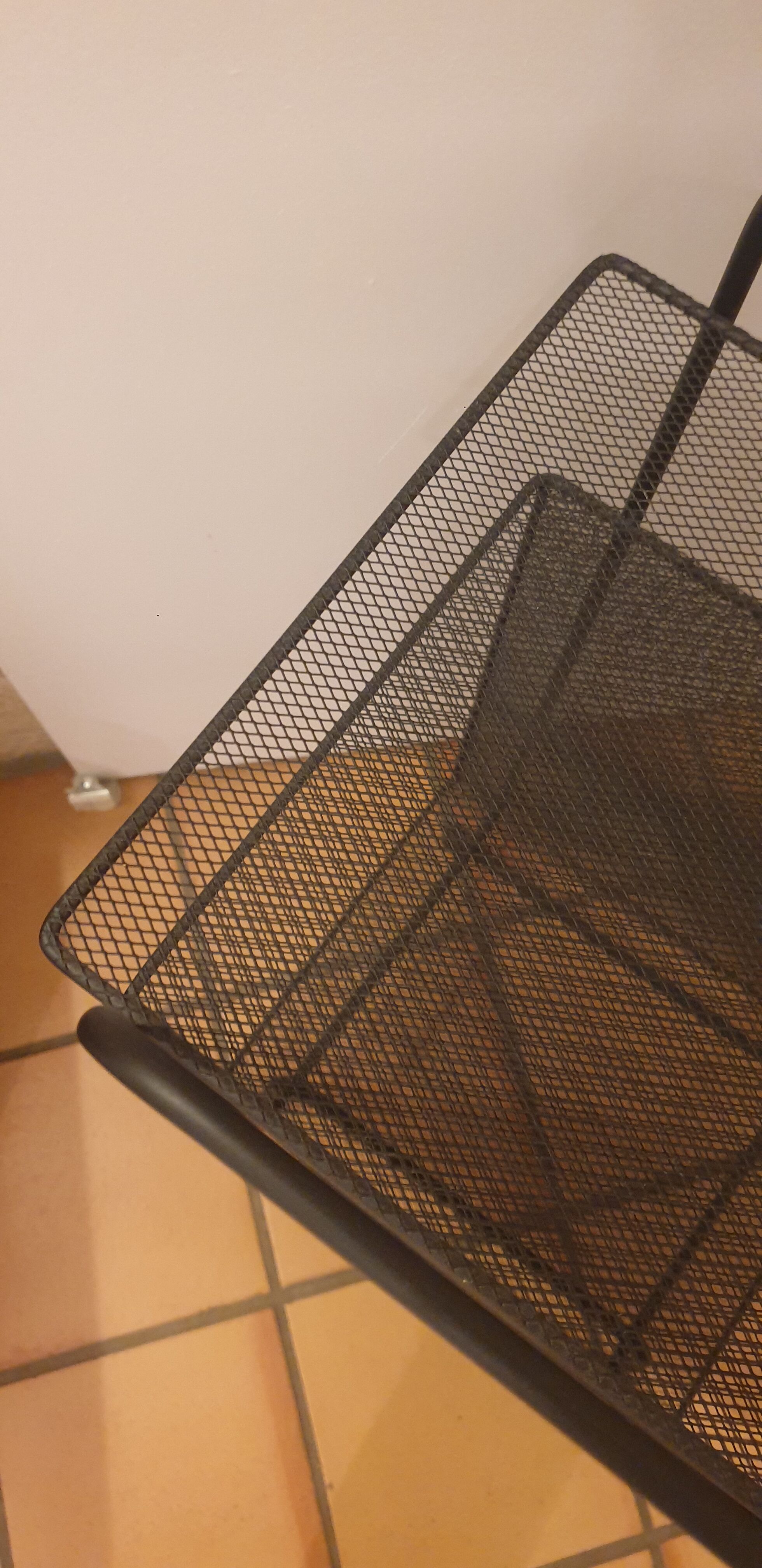 Metal storage cabinet