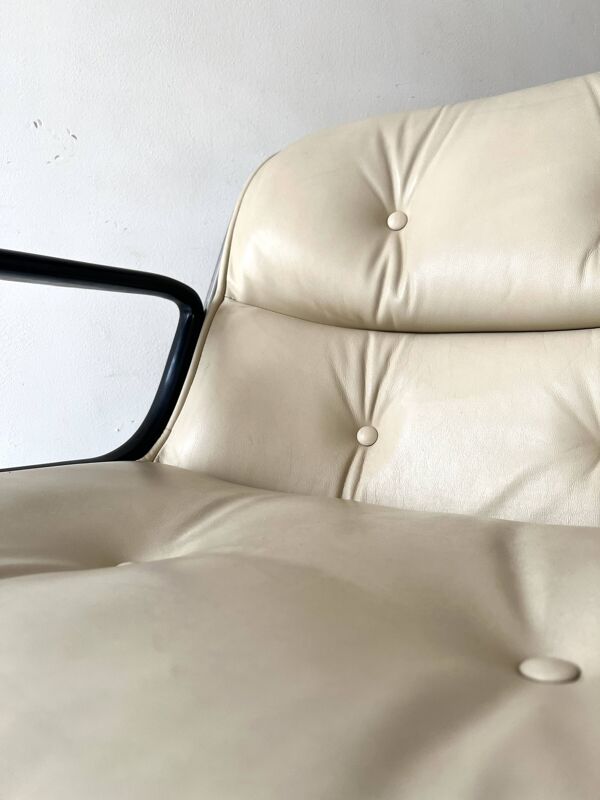 Fauteuil de bureau en cuir beige par Charles Pollock pour Knoll