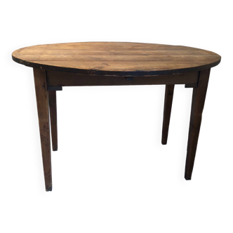 Oval table with two vintage wooden flaps early 20th century