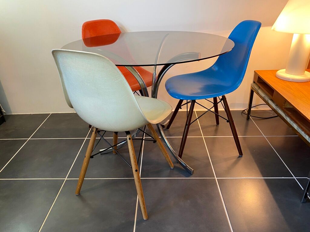 Round kitchen or dining room in smoked glass chrome structure an70