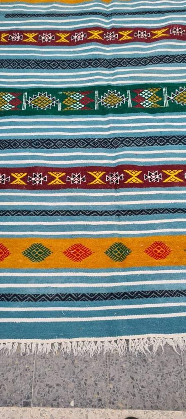 Tapis bleu traditionnel à motifs berbères 200x115cm