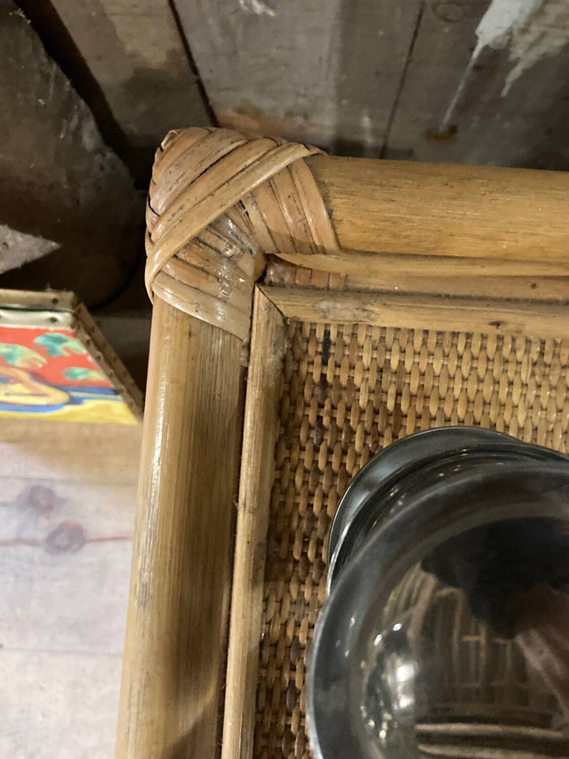 Meuble en rotin vintage
