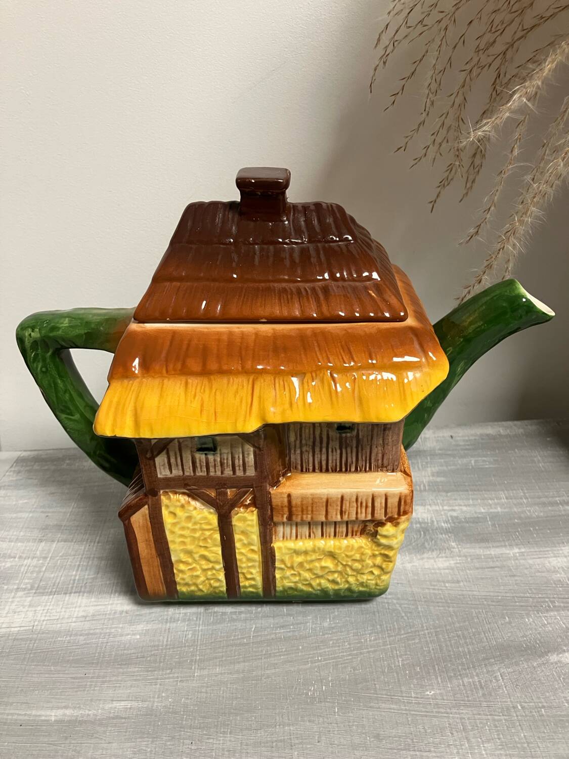 Vintage-Charming teapot-House shape-West Germany