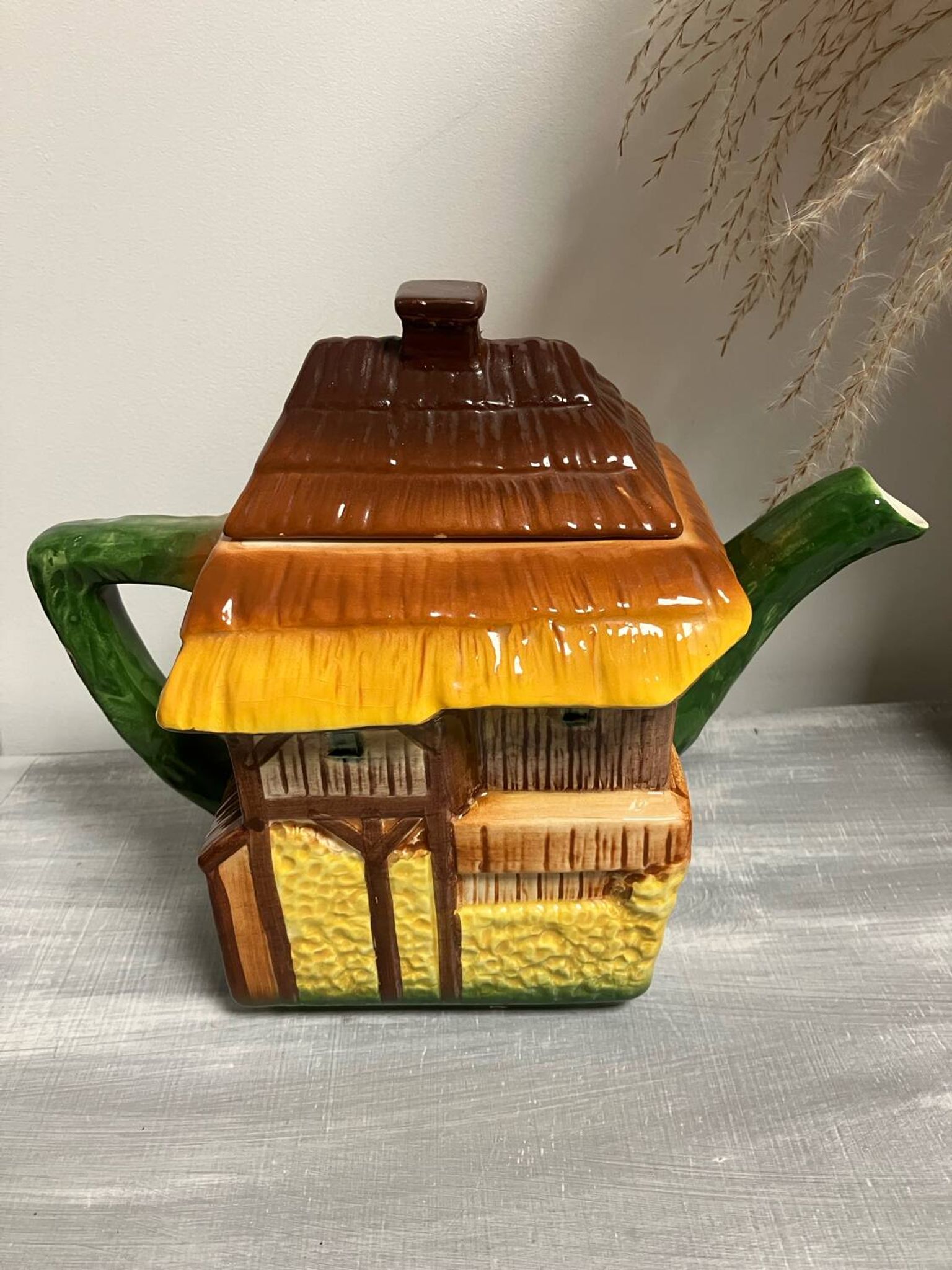 Vintage-Charmante théière-Forme maison-West Germany