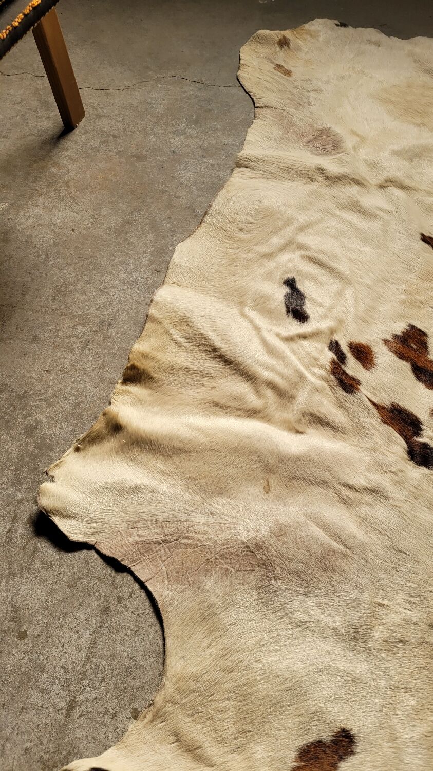 Vintage cowhide carpet 1970 2m30x1m90
