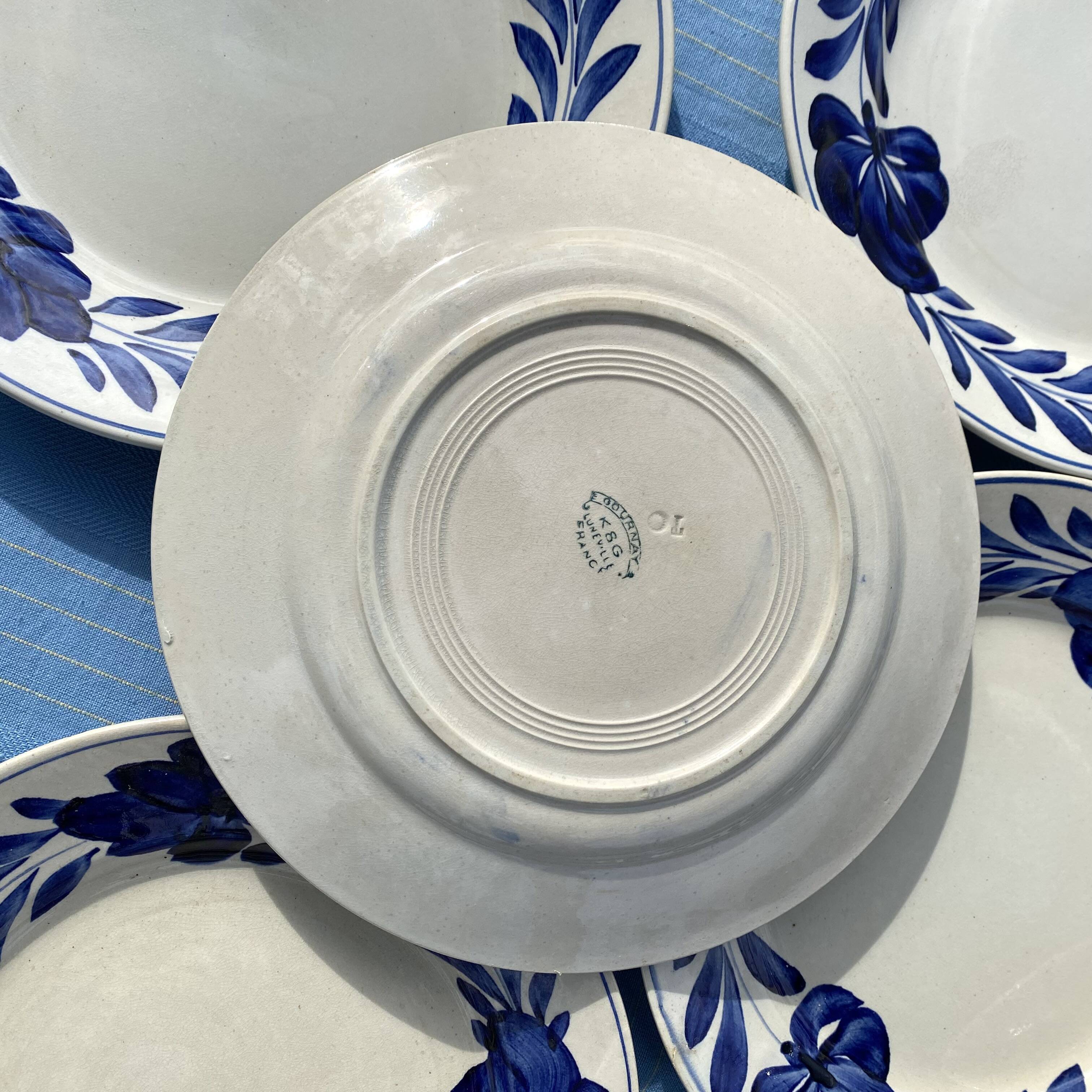 Lunéville blue flower dinner plates