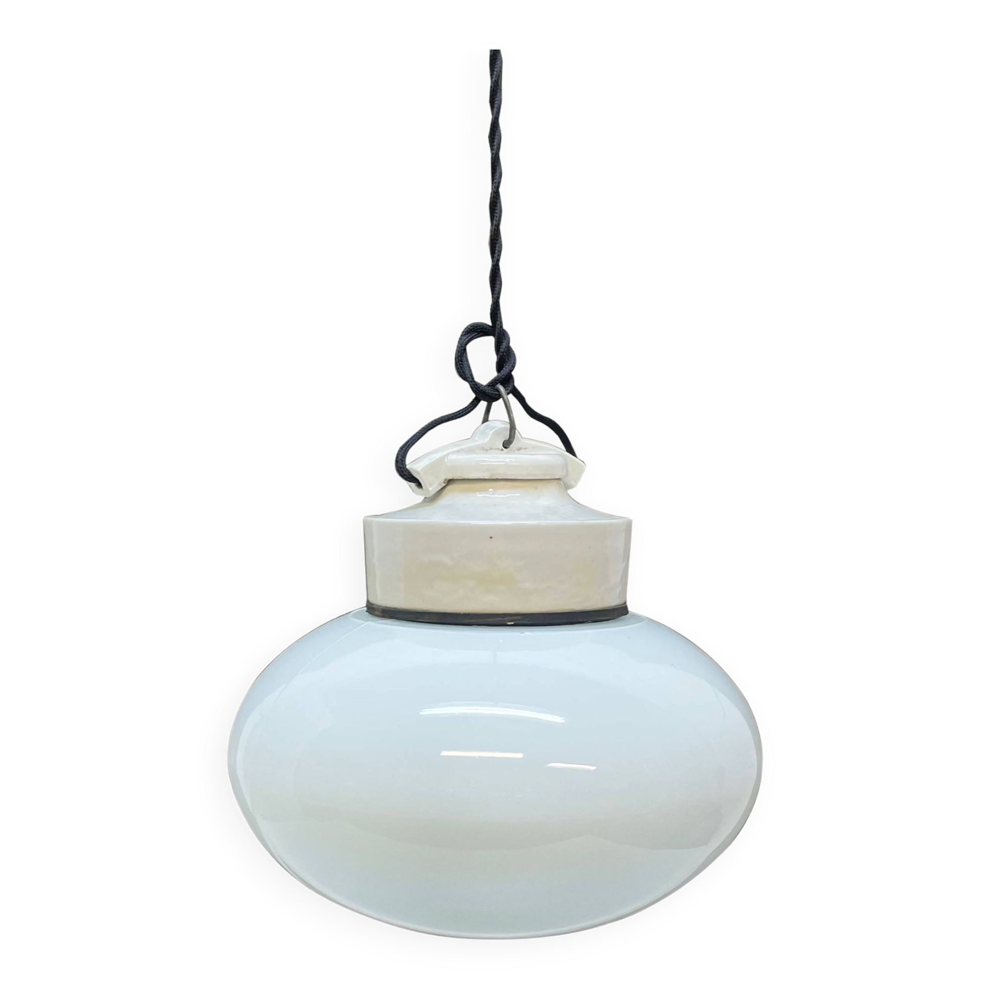 Vintage porcelain hanging lamp.