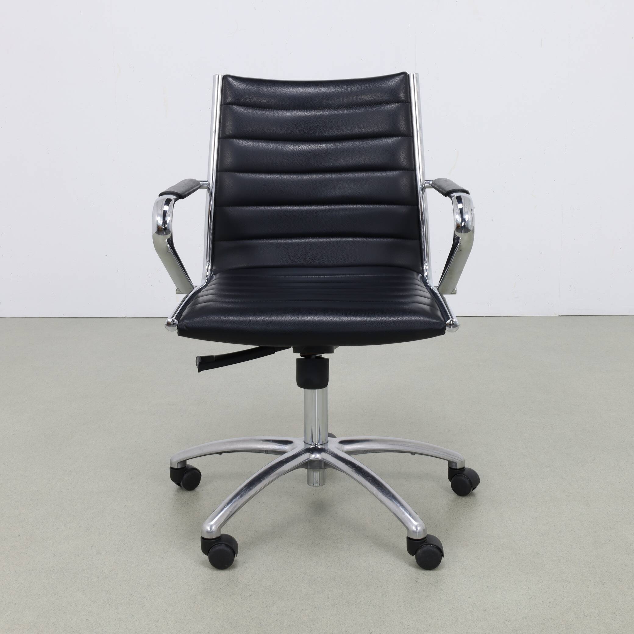 Chrome office chair by Sitland Italy, 2000s