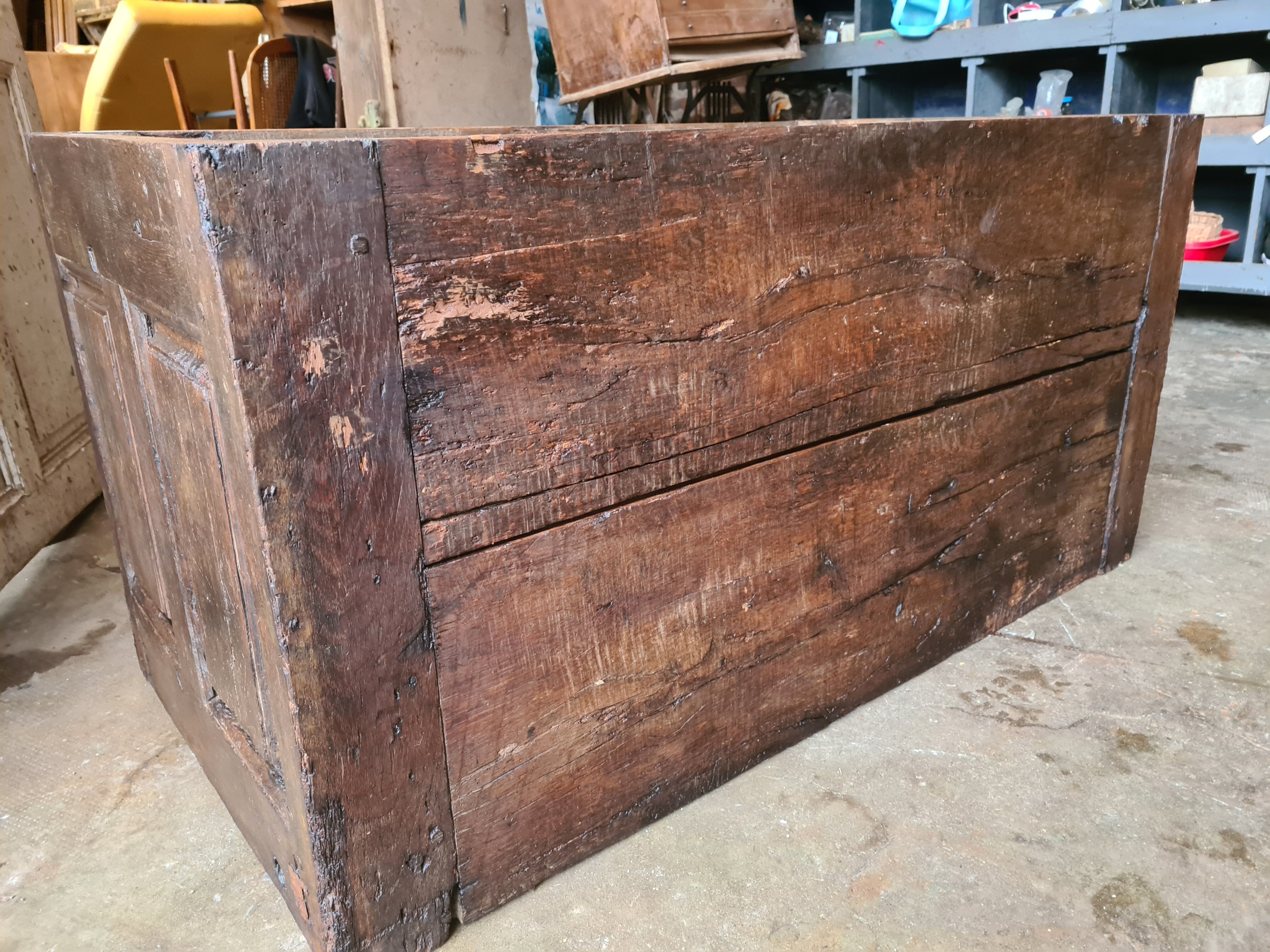 Coffre bois authentique