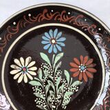 Hollow dish flower decoration alsatian pottery Sigried