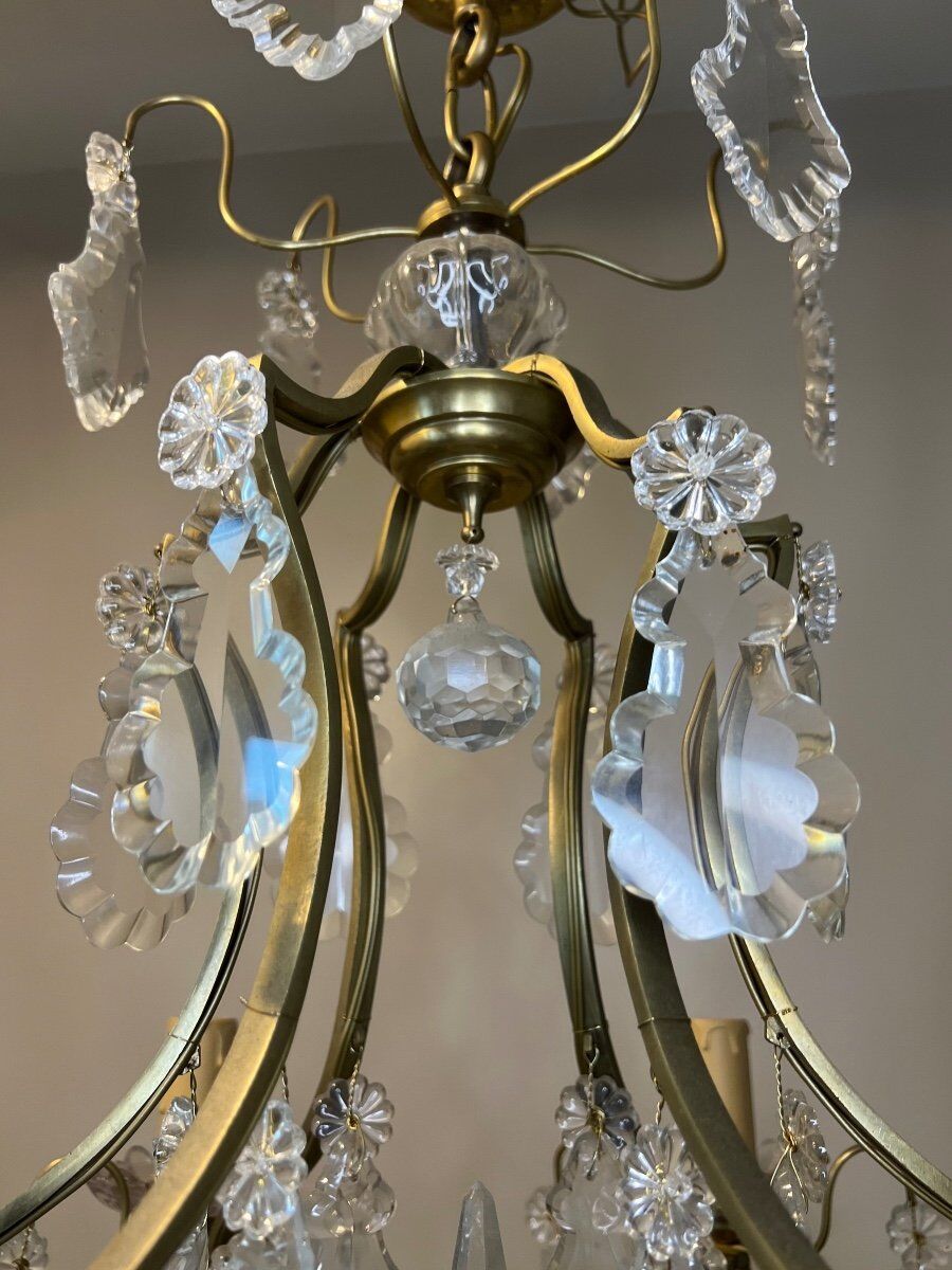 Louis XV style chandelier with pendants