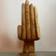 Chaise en forme de main
